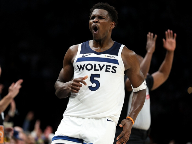 爱德华兹42分破安东尼纪录 森林狼力克勇士冲西