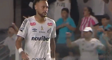 内马尔助攻建功陷困境 世界杯前景引担忧